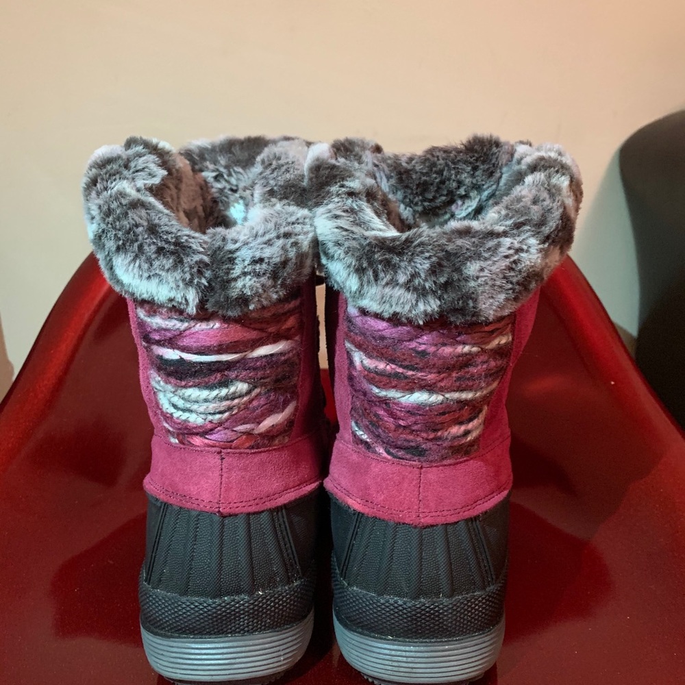 Boots - Picture 3 of 3